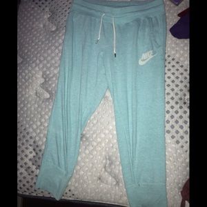 Nike Capri joggers